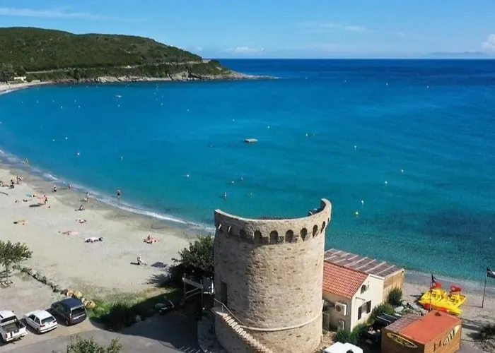 Bel Avec Piscine Cap Corse- Sisco Appartement *