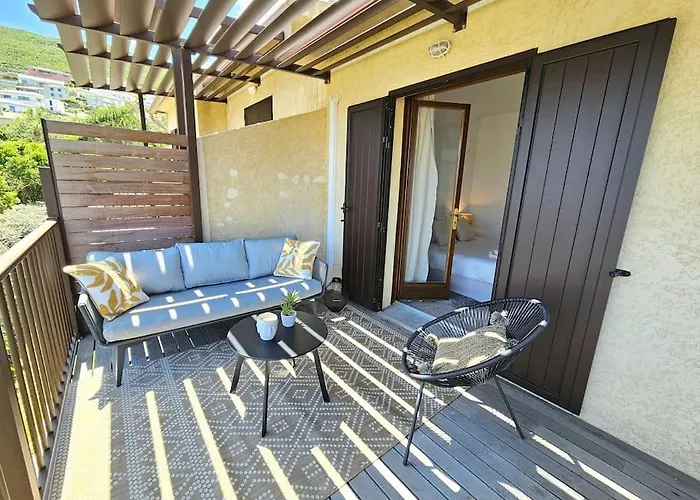 Appartement Bel Avec Piscine Cap Corse- Sisco Marine de Sisco