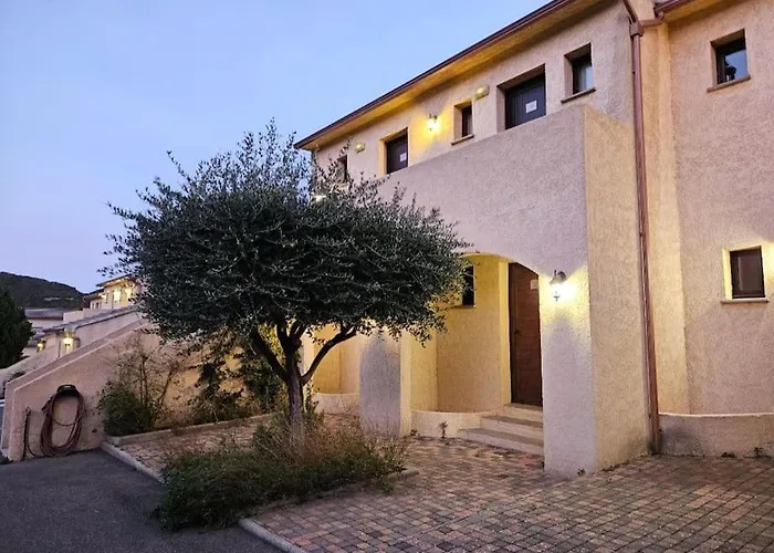 Bel Avec Piscine Cap Corse- Sisco Marine de Sisco