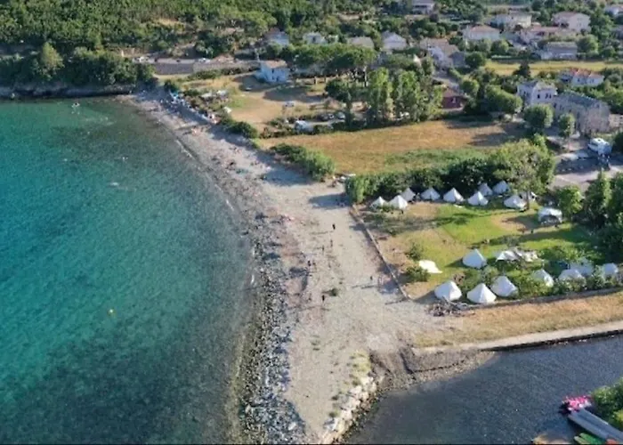 Bel Avec Piscine Cap Corse- Sisco * Marine de Sisco
